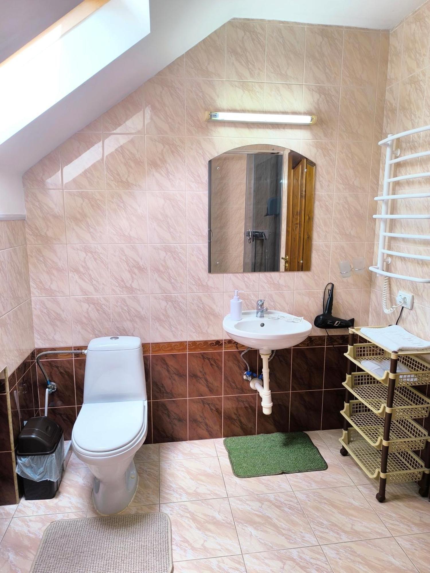 Hotel Delfin Mukácheve Habitación foto